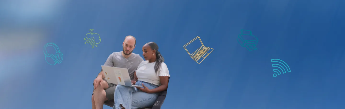 סטודנטים על רקע כחול ואייקונים של מחשבים ותקשורת