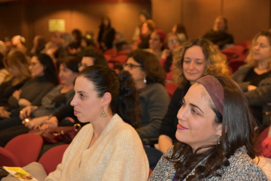 Conference participants listening to opening lectures. 